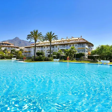 Charming With Terrace And Garden In Διαμέρισμα *