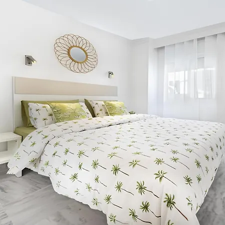 Charming With Terrace And Garden In Διαμέρισμα Μαρμπέλλα